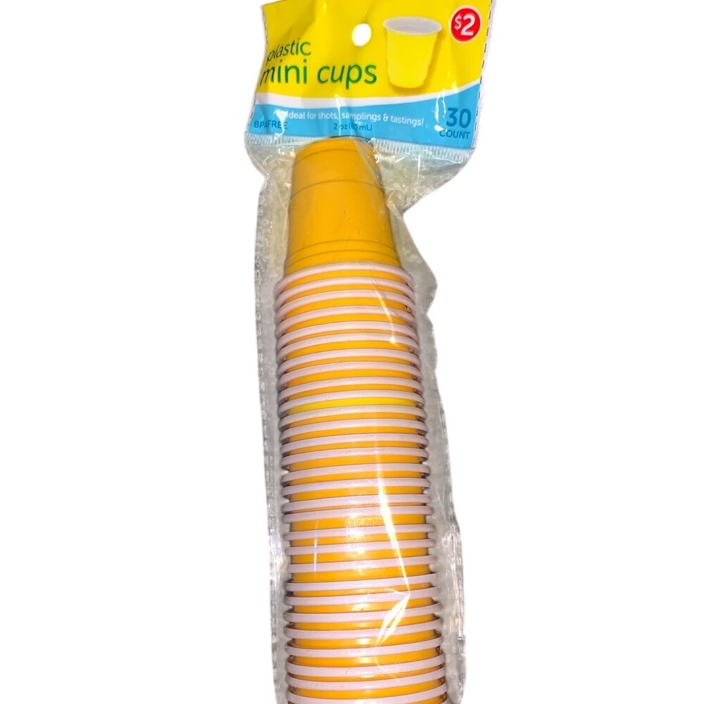 Majestic Yellow Mini Cups -‎ 30 Count
